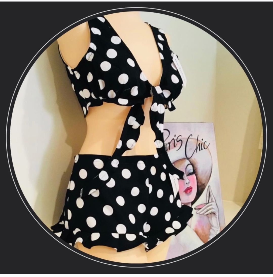 Black & White Polka Dot Ruffle Short Set – Tie Front Beachwear